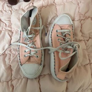 Youth size 5.5 converse platform